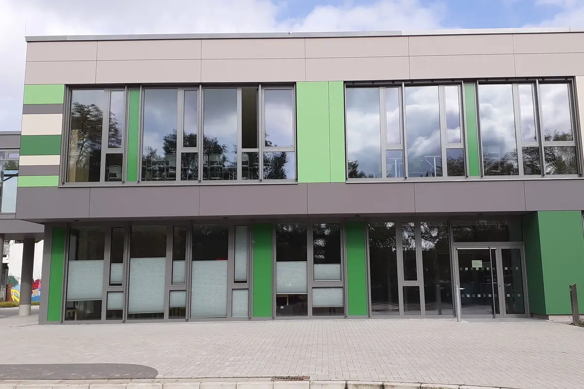 Schulneubau IGS- Flötenteich: Haupteingang